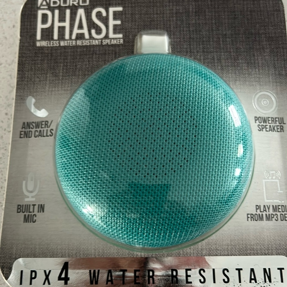 Aduro Phase wireless water resistant speaker